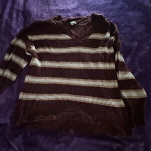 Women’s American Eagle sweater-L